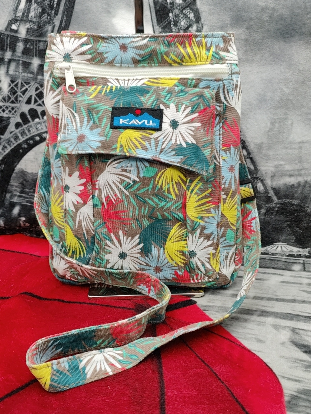 Kavu Floral Crossbody